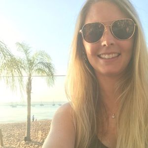 Meet your Posher, Nicole